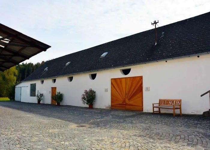 Waldviertler Seminarhaus Gauguschmuehle Konukevi *